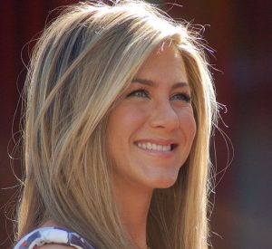 Jennifer Aniston - photo Angela George