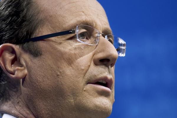 Loyers bloqués, impôts à 75% : Hollande est-il dangereux ?