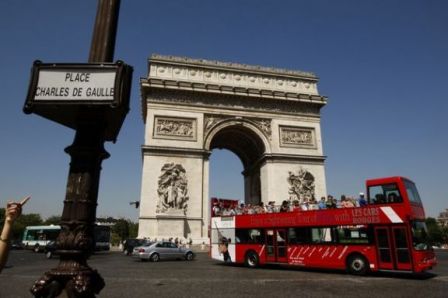 Un ministère du tourisme prochainement créé ?