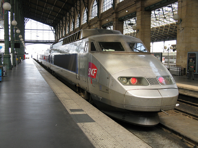 Plusieurs projets de lignes TGV jetés aux oubliettes ?