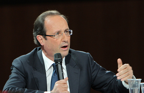 François Hollande en guerre contre les paradis fiscaux et les fraudes