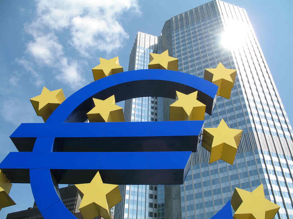 La zone euro tire son épingle du jeu