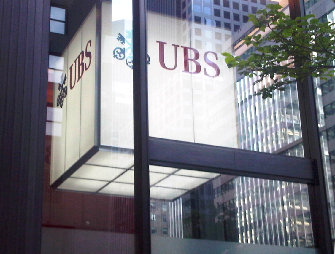Les employés des UBS n’ont pas le droit de se rendre en France