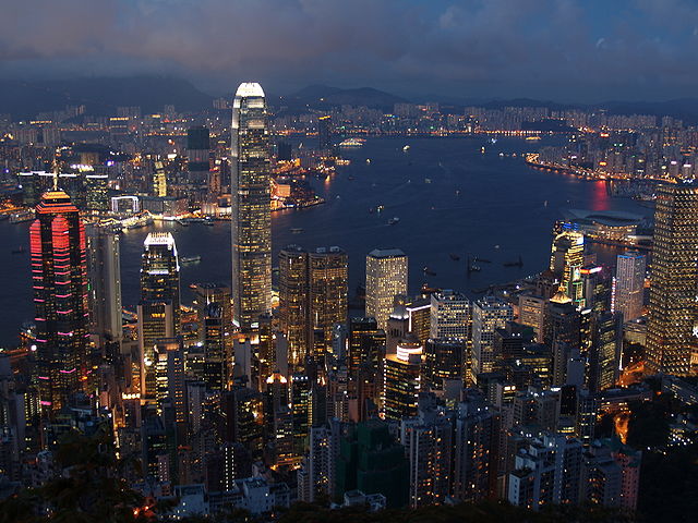L’économie de Hong Kong bascule dans une récession technique