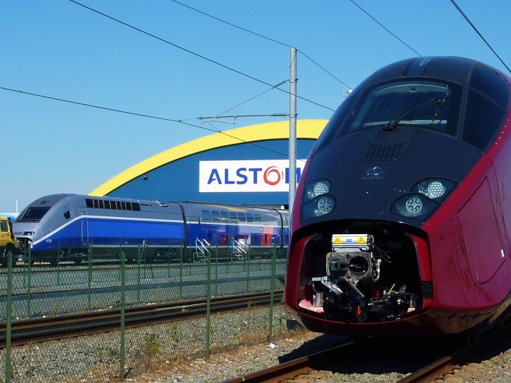 Emmanuel Macron veut rassurer les salariés d’Alstom Transport