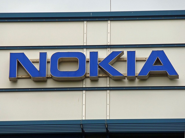 Nokia reviendrait-il dans les mobiles?