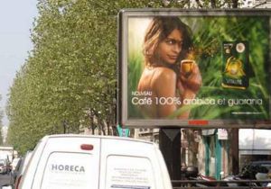 Paris JC Decaux panneaux publicitaires