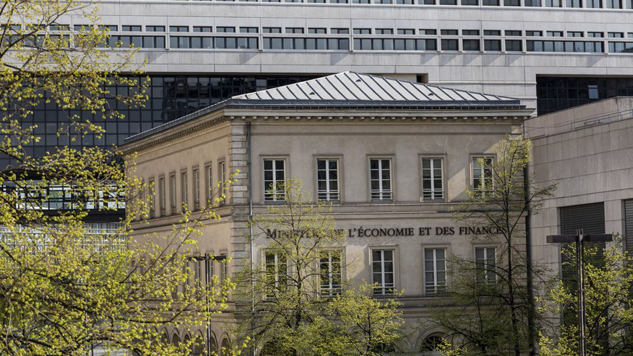 La banque centrale voit le PIB français baisser de 9 à 10% en 2020