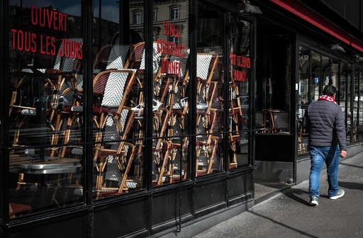 Les bars, restaurants et cinémas pourraient ne pas rouvrir en janvier, selon Bruno Le Maire