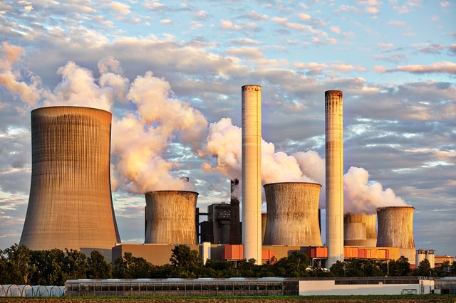 L’entreprise française EDF propose de construire des réacteurs nucléaires en Pologne, pays dépendant du charbon