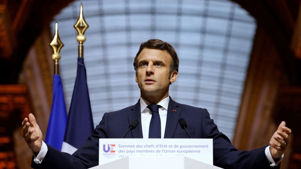 Emmanuel Macron : « La Commission européenne sera mandatée pour effectuer des achats communs d’énergie »