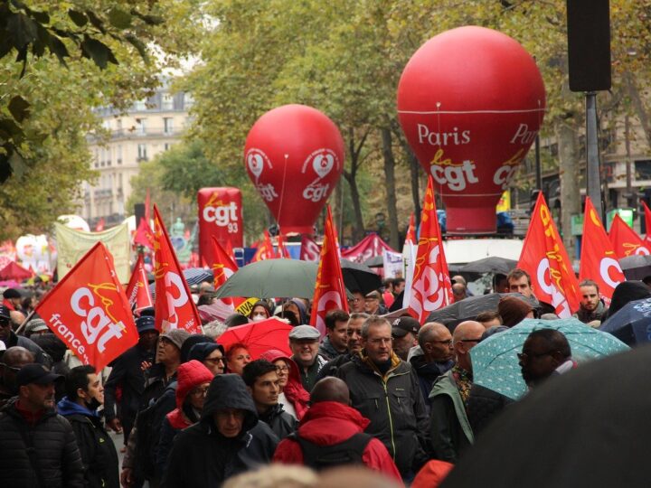 La France a de l’élan économique malgré les protestations sur les retraites