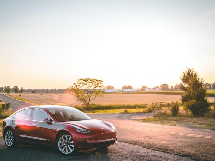 La France, le choix potentiel de Tesla ?