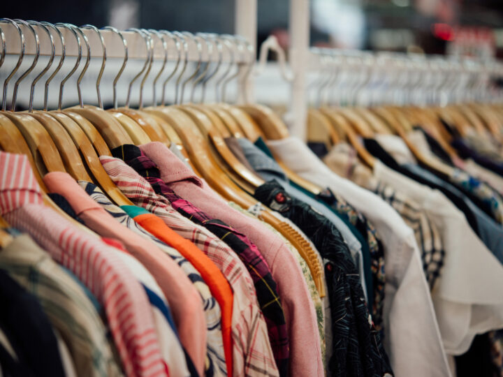 Taxe textile : sur les réseaux sociaux, les consommateurs montent au créneau