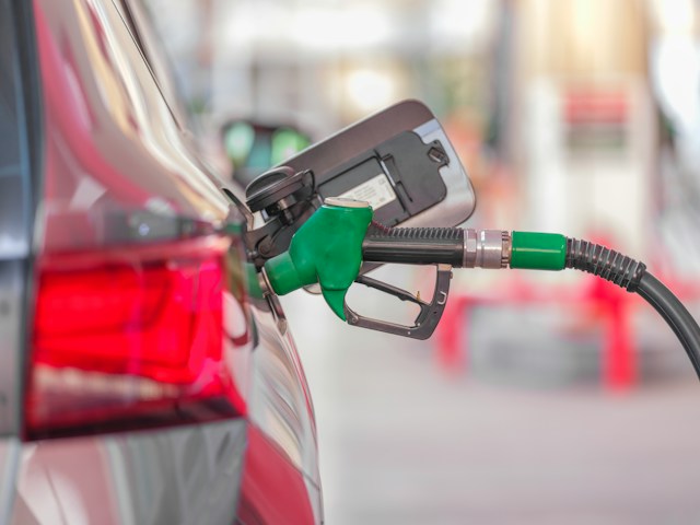 Carburants : la baisse de 18 centimes par litre de gazole ne dissipe pas les inquiétudes